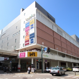 ラブラ/ラブラ2（現地より約800m、徒歩約10分）